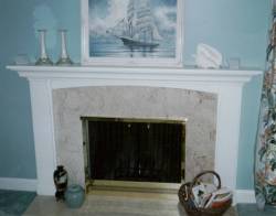 mantel4.jpg (7195 bytes)