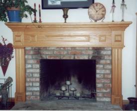 mantel5.jpg (11398 bytes)