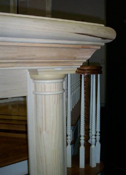mantel7_detail.jpg (23000 bytes)